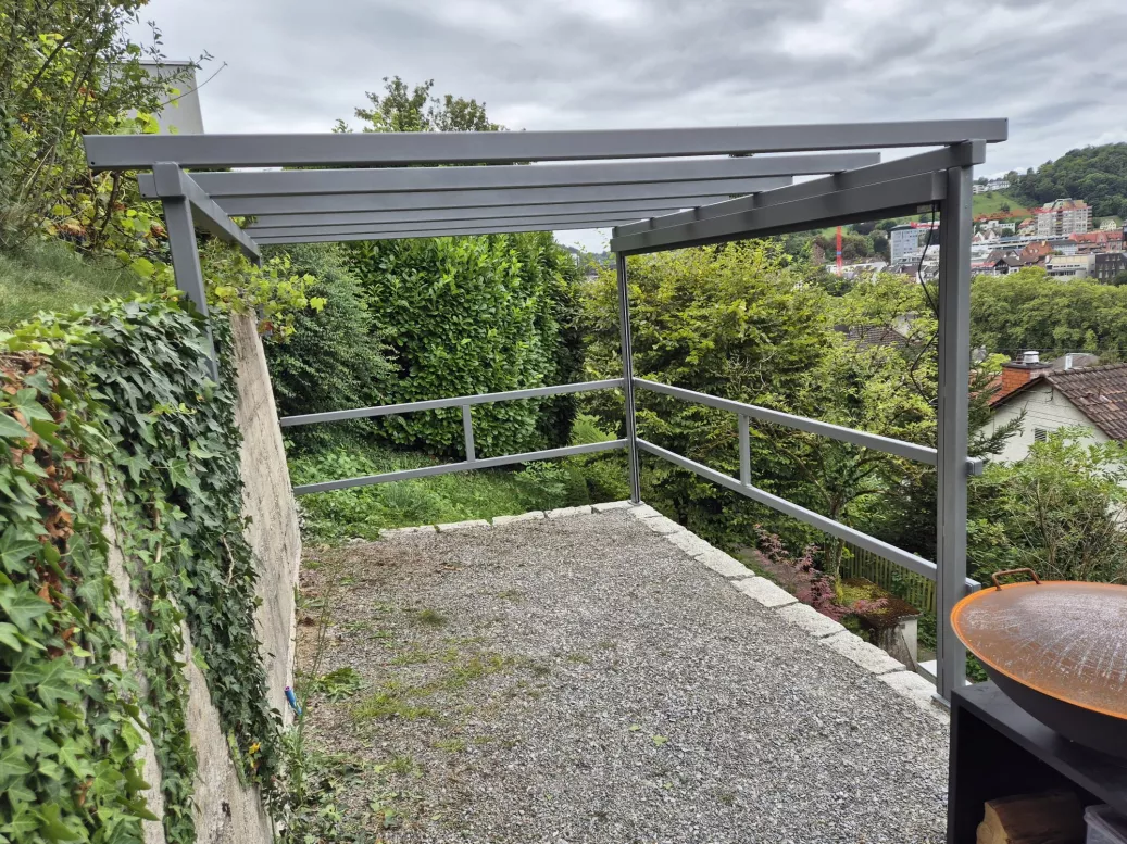 Pergola von Astorino Metallbau AG
